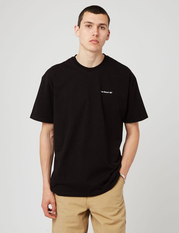ラストリゾートABスタチューTシャツ-ブラックURBAN EXCESS。