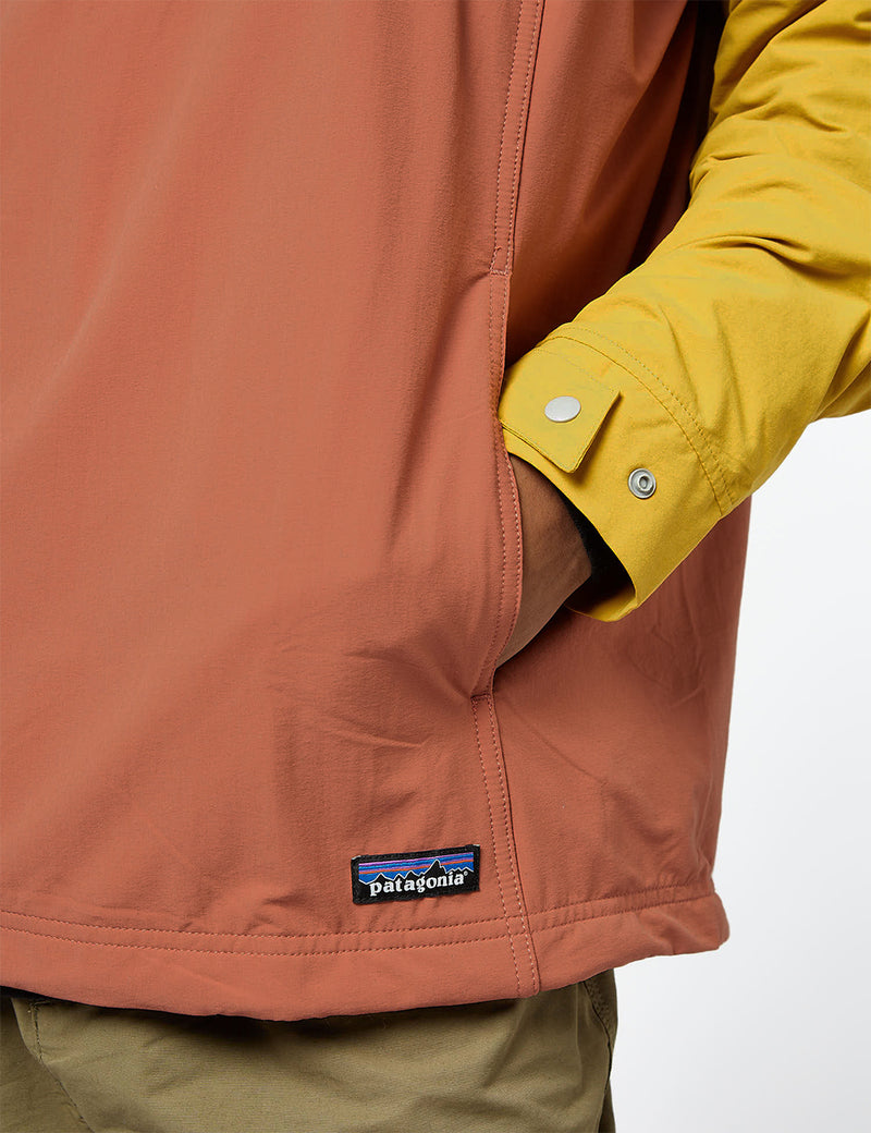 Patagonia Isthmus Anorak - Burl Red