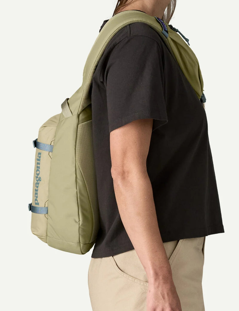 patagonia atom mens backpack Patagonia Atom Sling Backpack (8L) - Weathered Stone