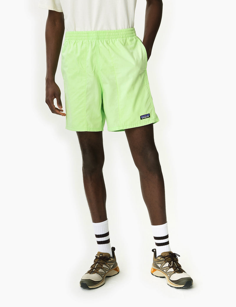 Patagonia Funhoggers Shorts Salamander Green Urban Excess. URBAN EXCESS