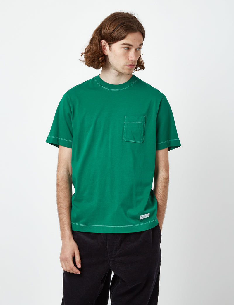 T-shirt à poche à coutures contrastées Bhode (biologique) - vert sapin