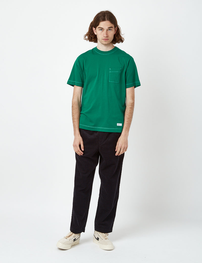 T-shirt à poche à coutures contrastées Bhode (biologique) - vert sapin