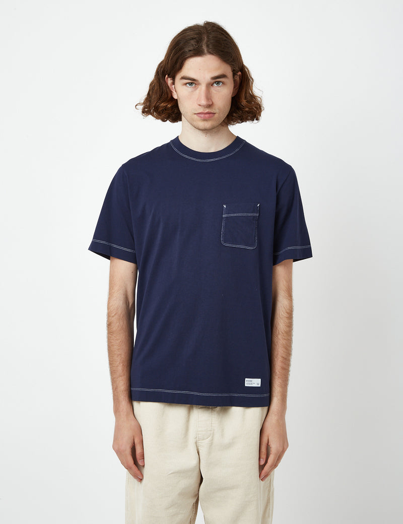 BhodeコントラストステッチポケットTシャツ（オーガニック）-ピーコートブルー