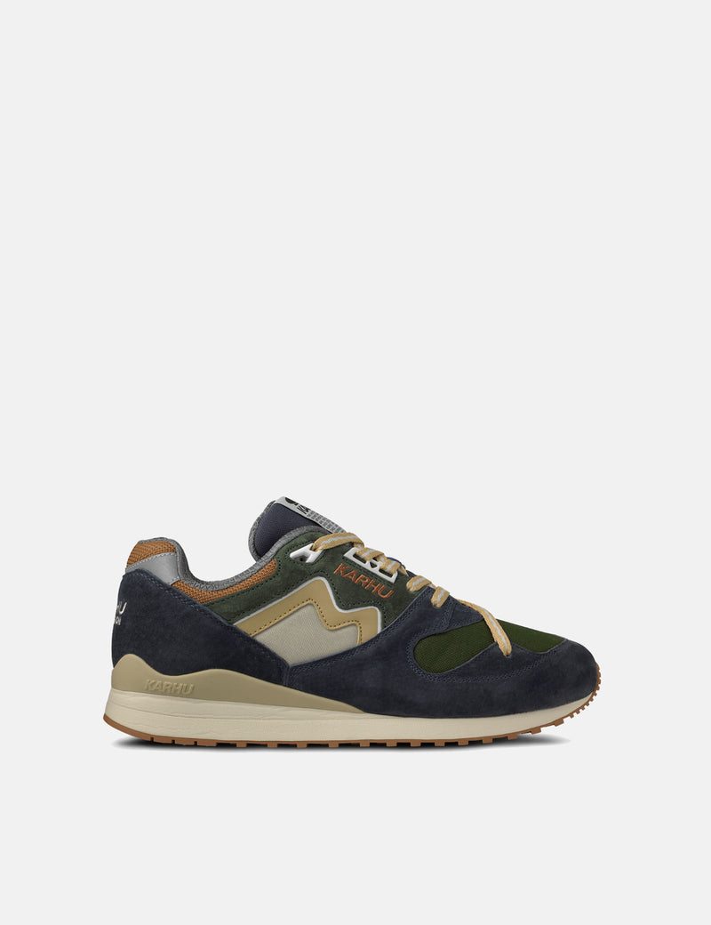 Karhu Synchron Trainers - India Ink/Kombu Green