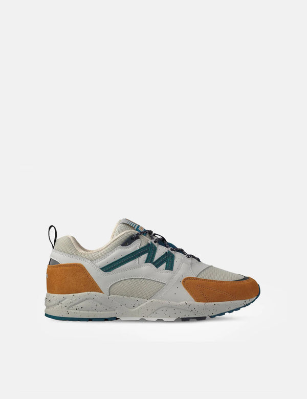 Karhu Fusion 2.0 Trainers - Nugget/Deep Lagoon