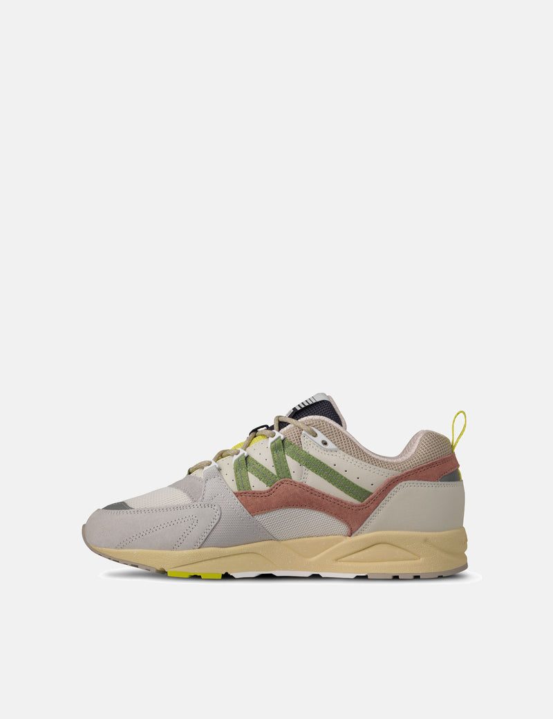 Karhu Fusion 2.0 Trainers - Lily White/Piquant Green