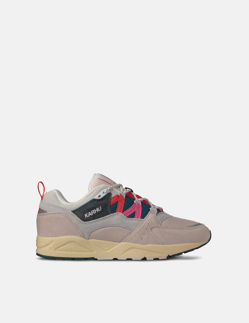 Karhu trainers store
