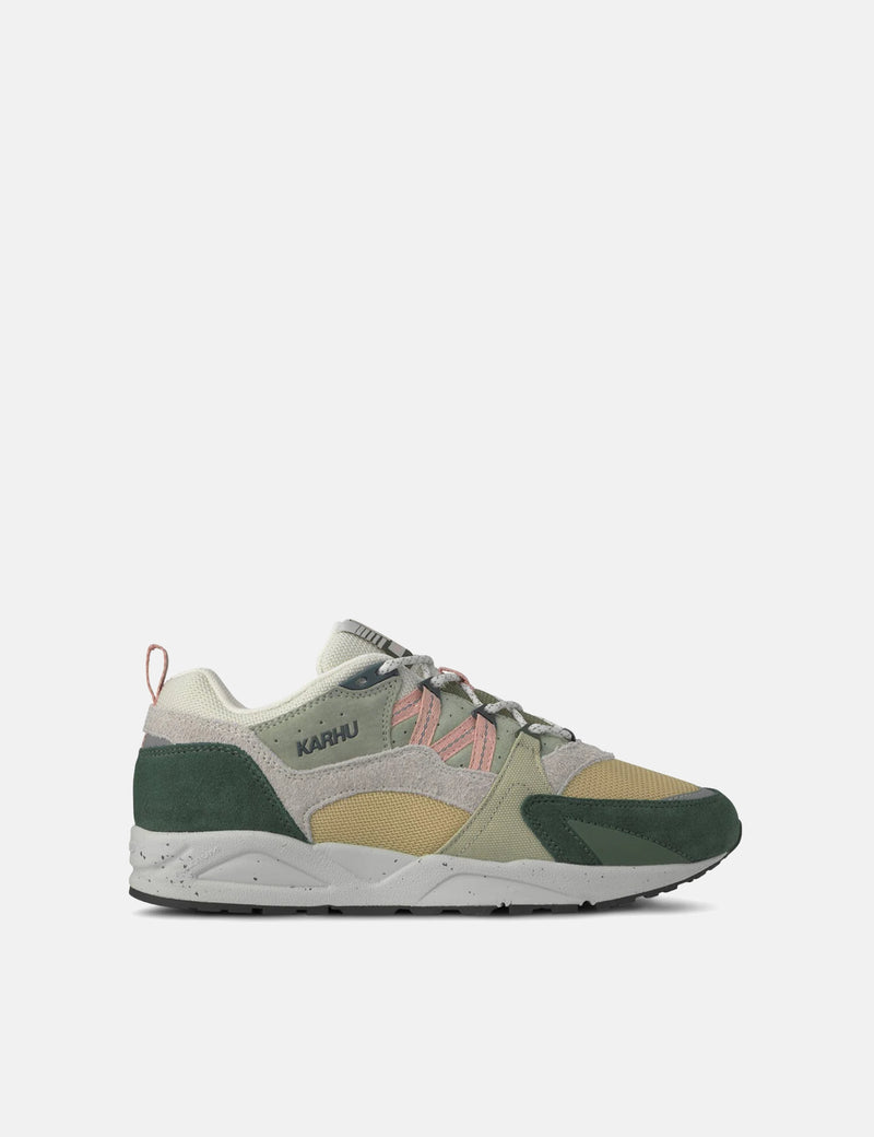 Karhu Fusion 2.0 Trainers - Darkest Spruce/Cameo Rose