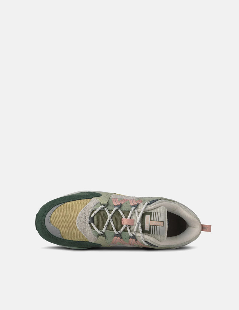 Karhu Fusion 2.0 Trainers - Darkest Spruce/Cameo Rose