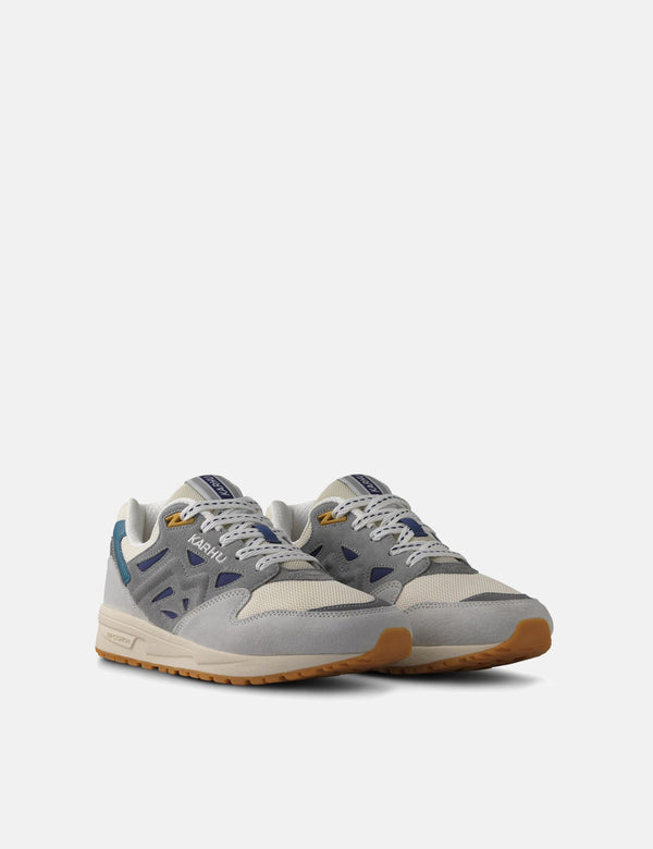 Karhu Legacy 96 Trainers - Foggy Dew/Skipper Blue
