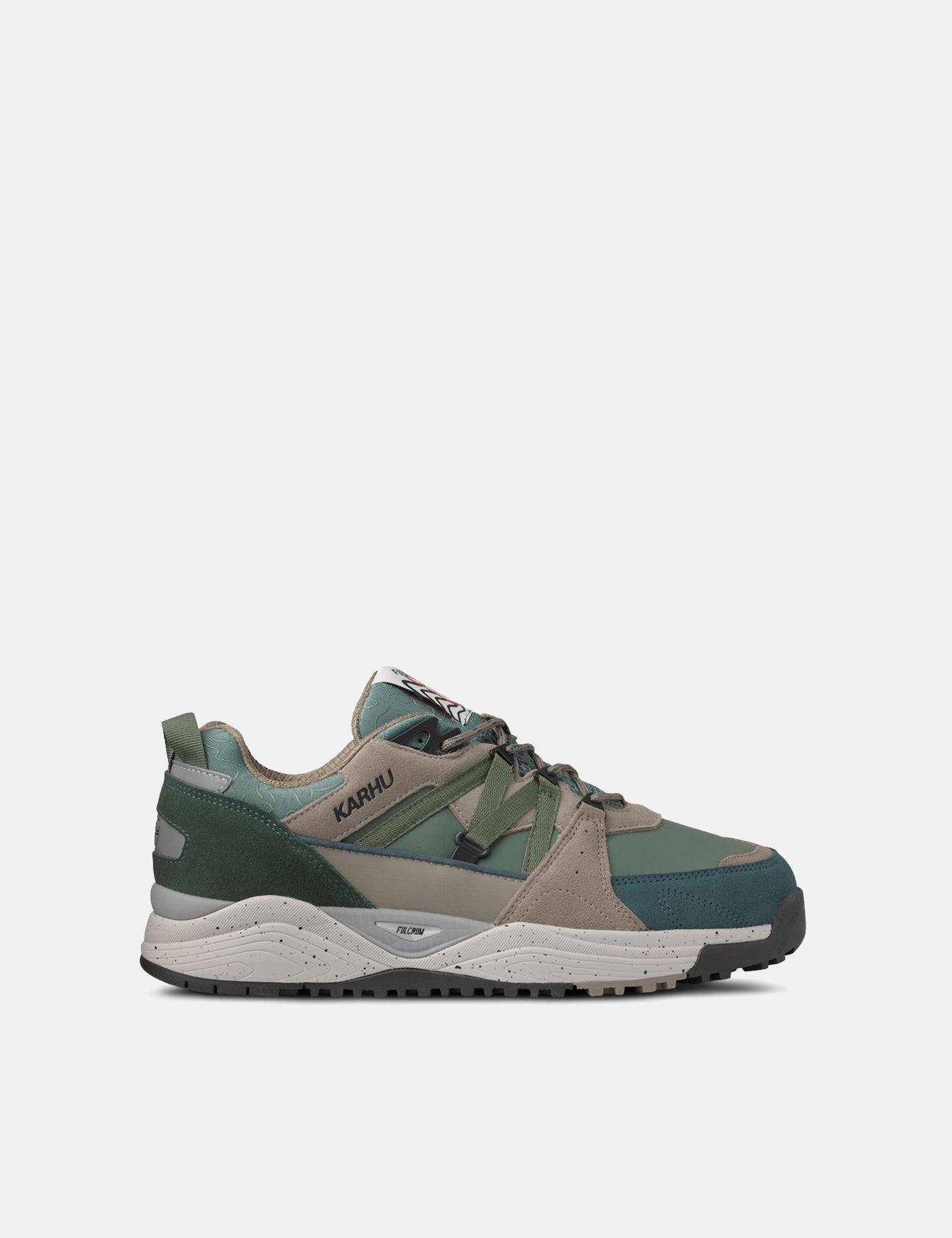 Karhu Fusion XC Trainers Waterproof Smoke Pine Dark Forest