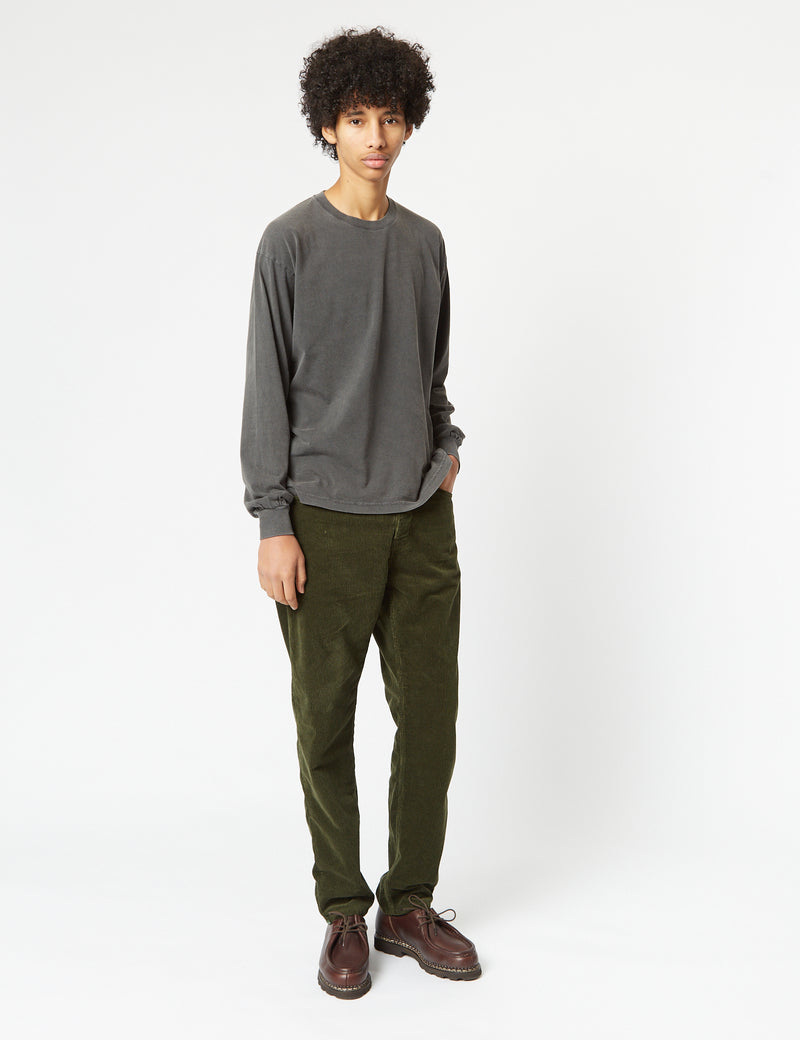 Carhartt-WIP Newel Cord Pant (Relaxed) - Plant Green