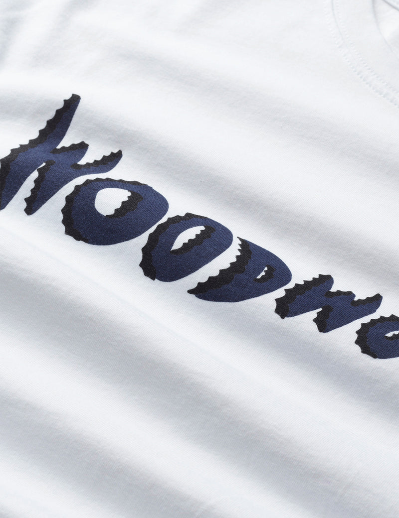 Wood WoodサミJCロゴTシャツ-ホワイト