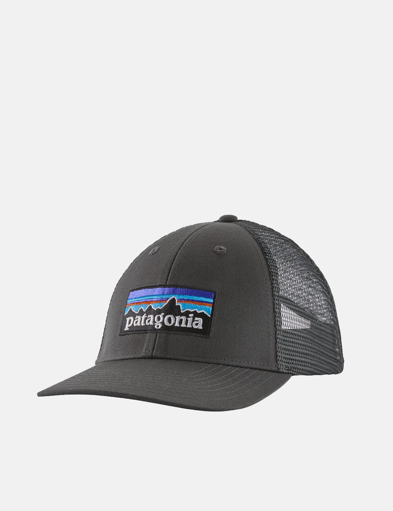 Casquette Trucker Patagonia P-6 Logo LoPro - Forge Grey