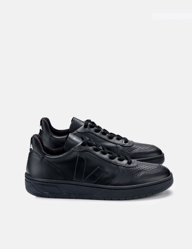 Veja V-10 CWL Trainers - Black/Black