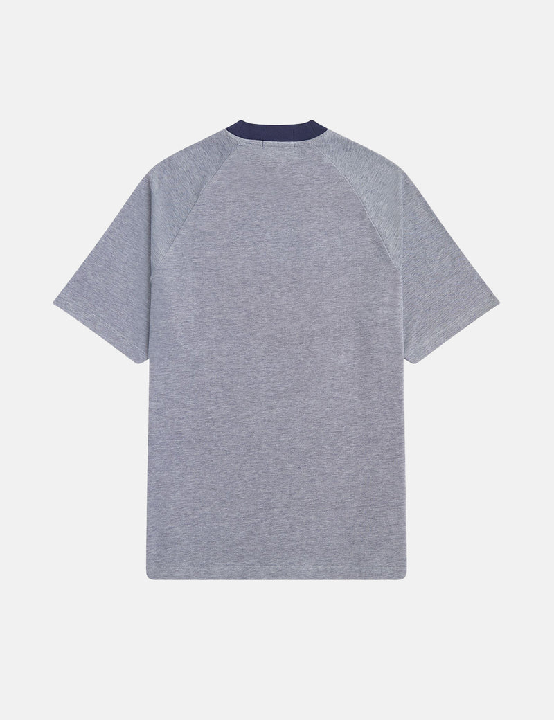 Fred Perry zweifarbiges Pique-T-Shirt - Carbon Blue