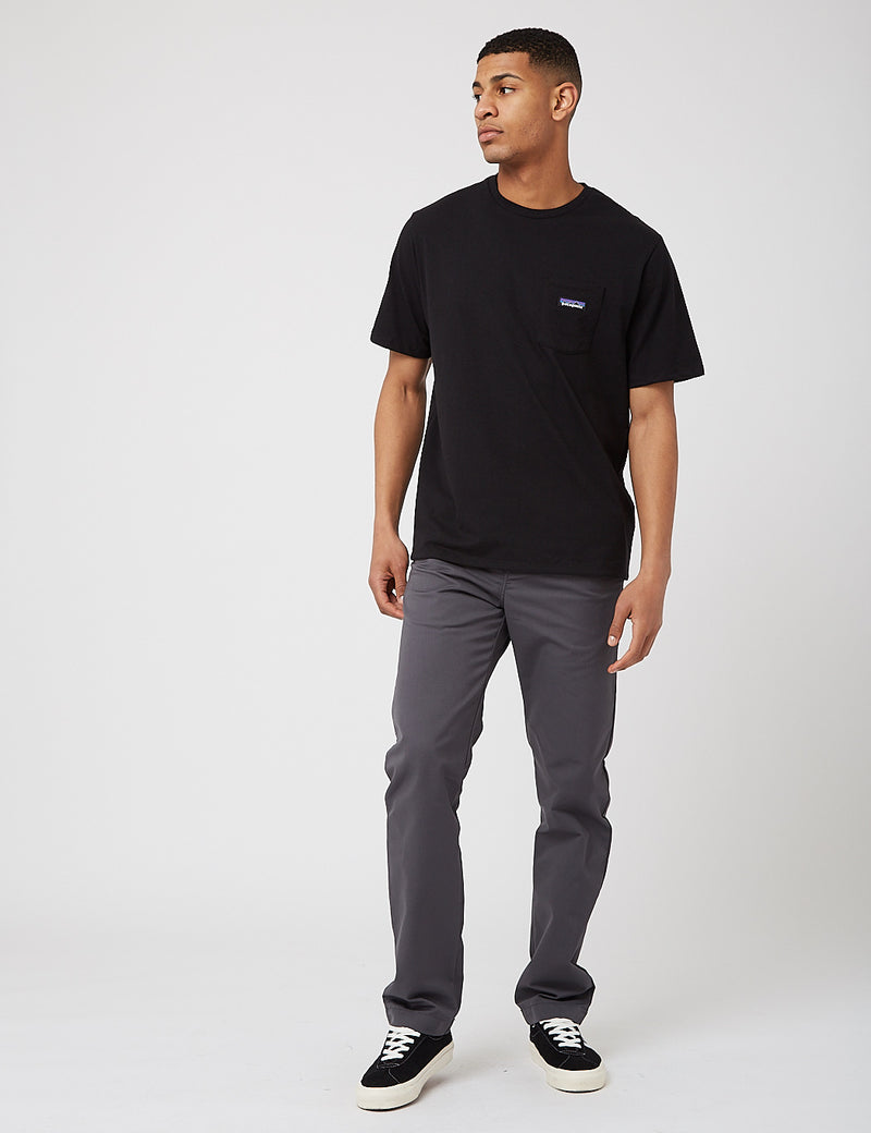 T-Shirt Patagonia P-6 Label Pocket Responsibili-Tee - Black