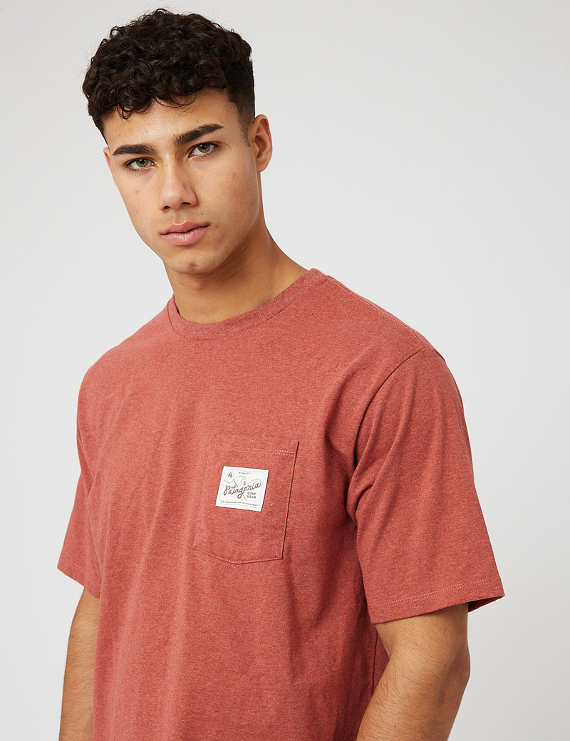 Patagoniaクオリティサーフポケットレスポンシビリ-Tシャツ-ローズヒップレッド