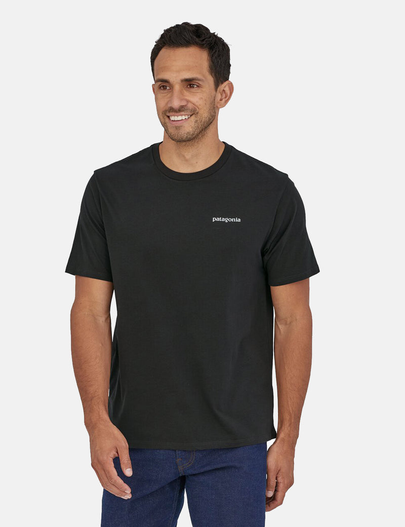 PatagoniaP-6ミッションオーガニックTシャツ-インクブラック