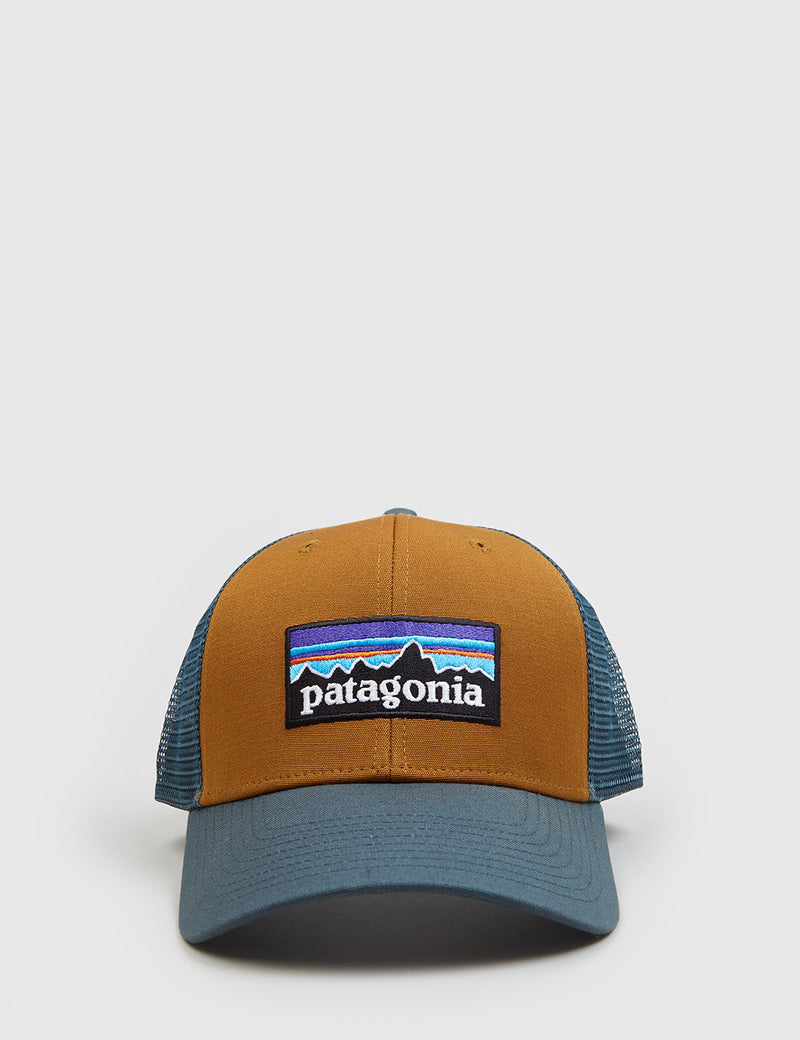 Patagonia P-6 Logo Trucker Hat - Bear Brown
