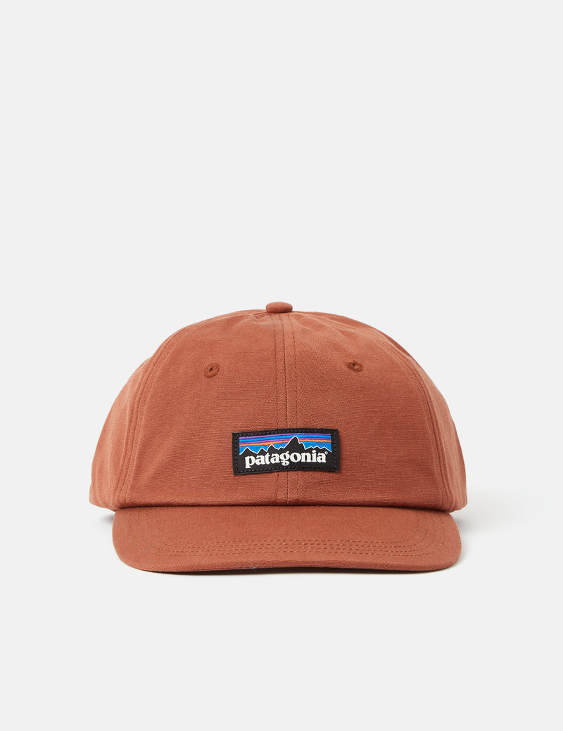 PatagoniaP-6ラベルトラッドキャップ-シスブラウン