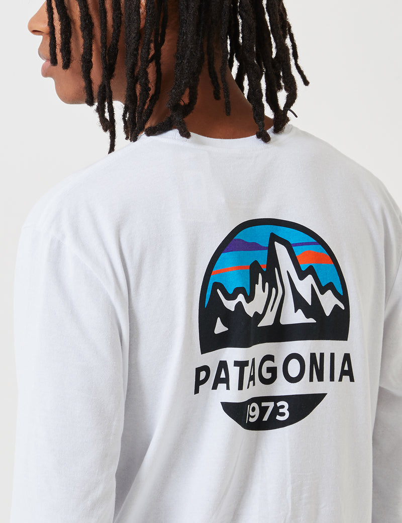 パタゴニアフィッツロイスコープ長袖責任-Tシャツ-ホワイト