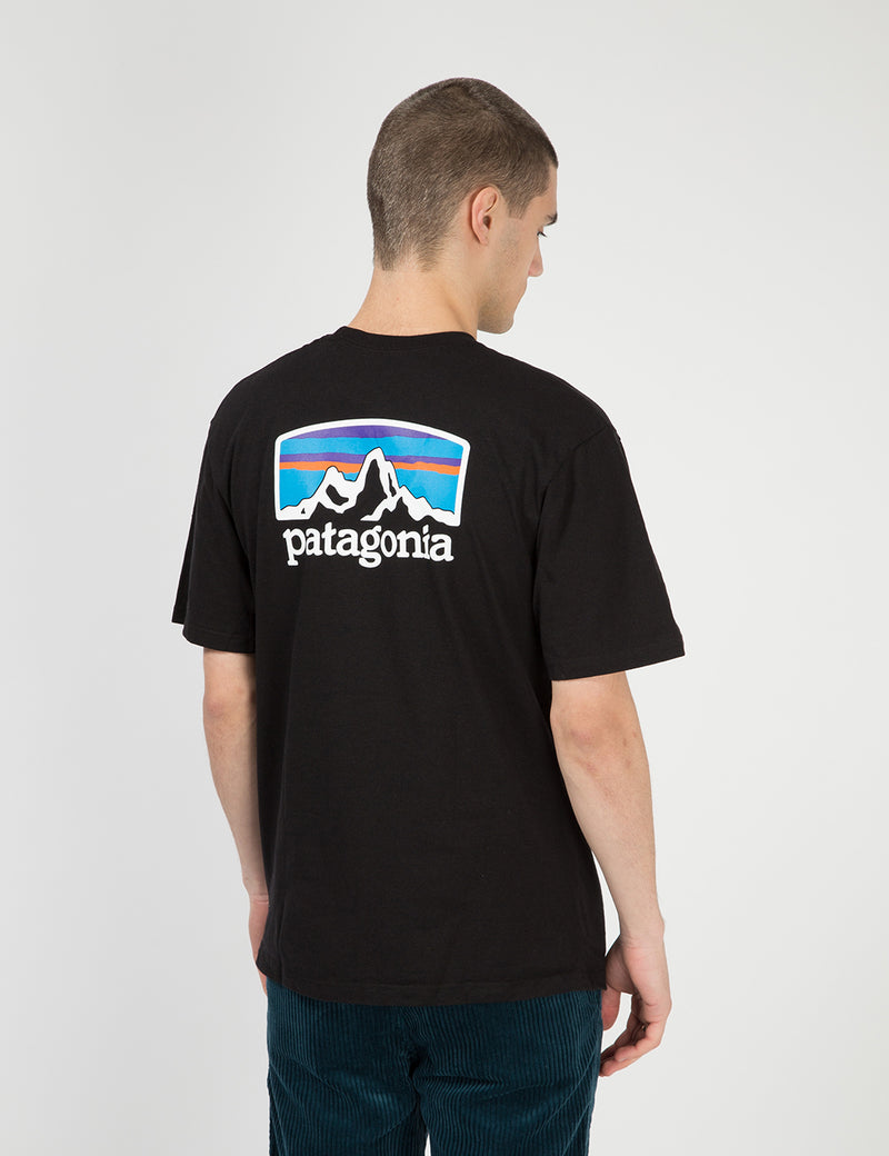 パタゴニアフィッツロイホライゾンズレスポンシビリ-Tシャツ-ブラック
