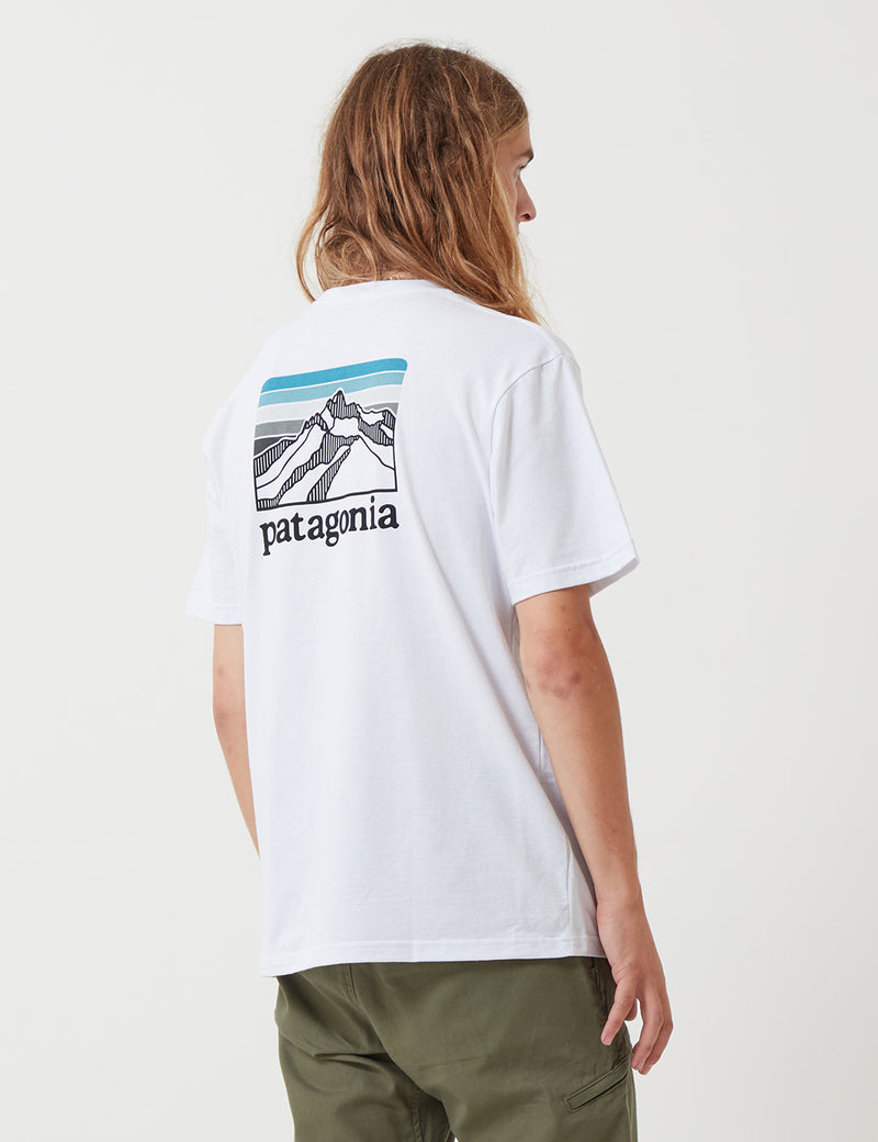 Patagonia 라인 릿지 로고 포켓 리스폰시 빌리 티 티셔츠-화이트