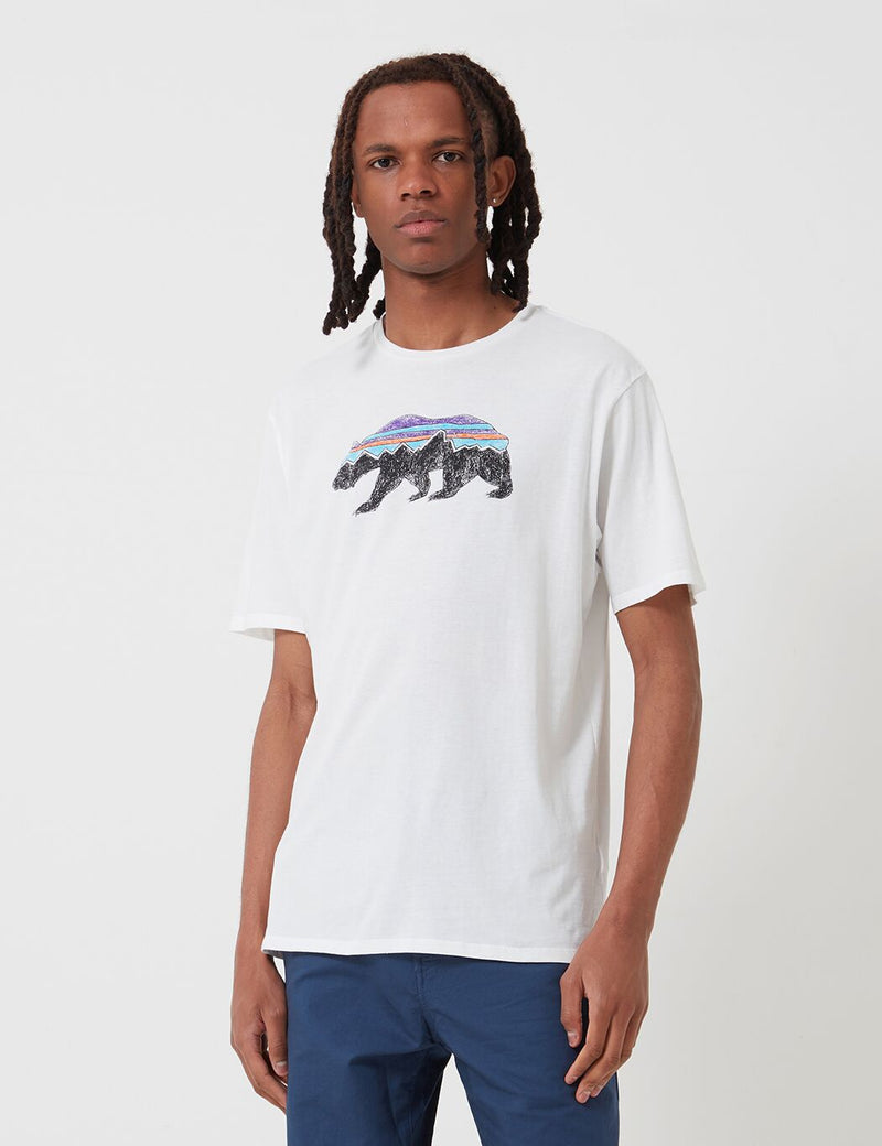 T-Shirt Patagonia Fitz Roy Bear - Blanc