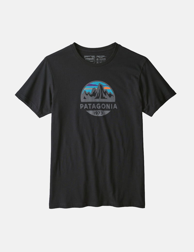 パタゴニアフィッツロイスコープオーガニックTシャツ-ブラック