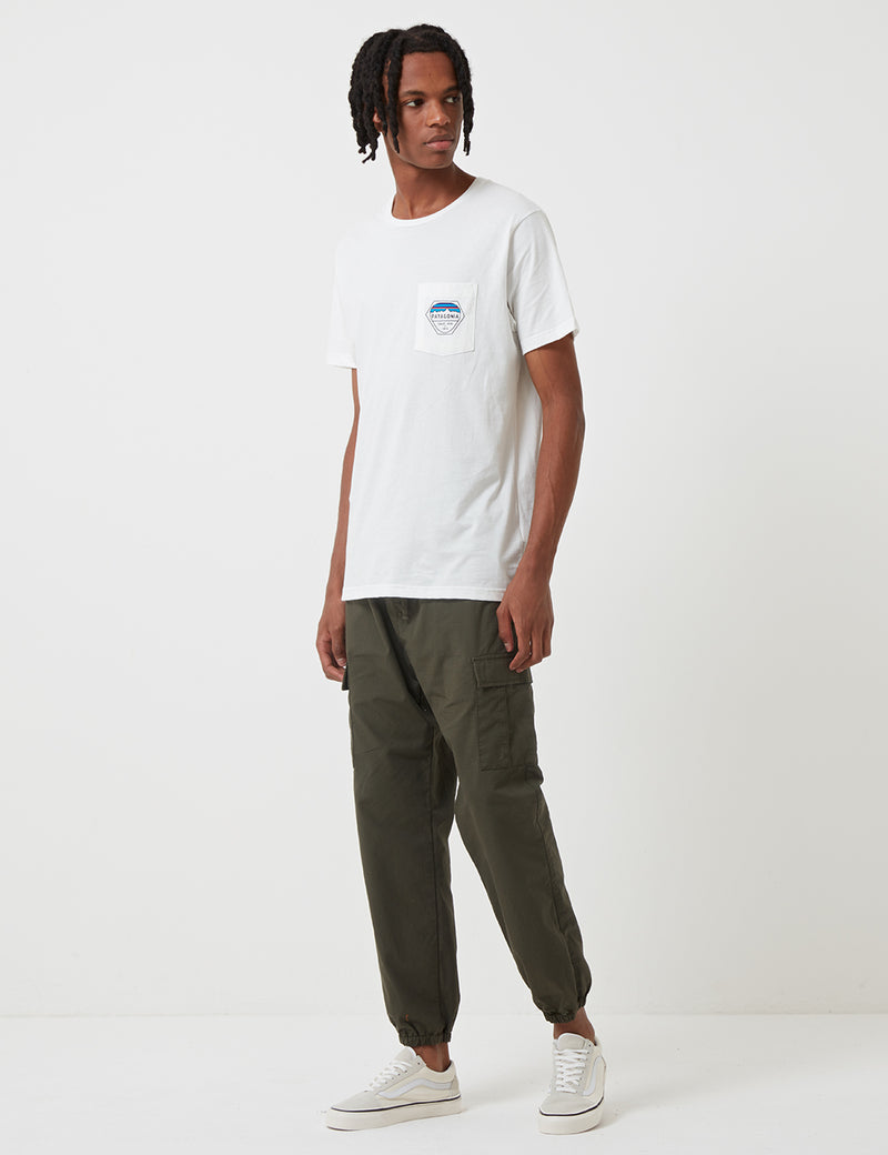 Patagonia Fitz Roy Hex Organic Pocket T-Shirt - White