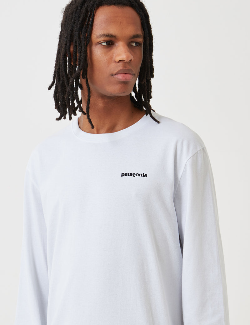 パタゴニアP-6ロゴレスポンシビリ-Tシャツ長袖Tシャツ-ホワイト