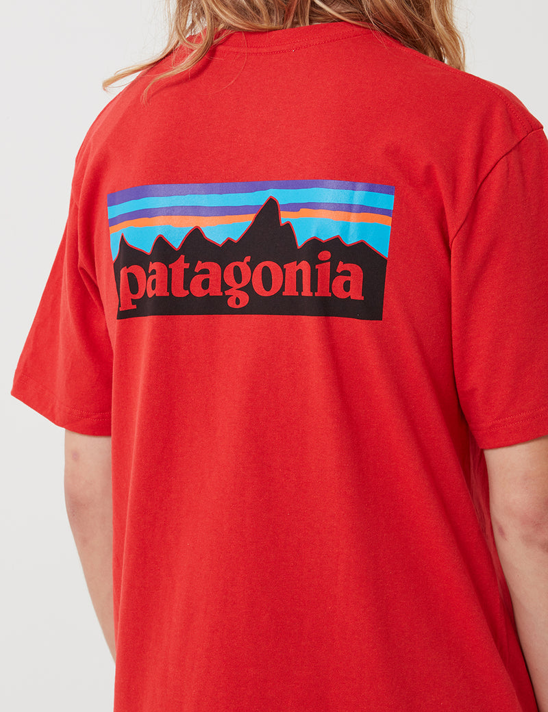 パタゴニアP-6ロゴレスポンシビリ-Tシャツ-ファイヤーレッド