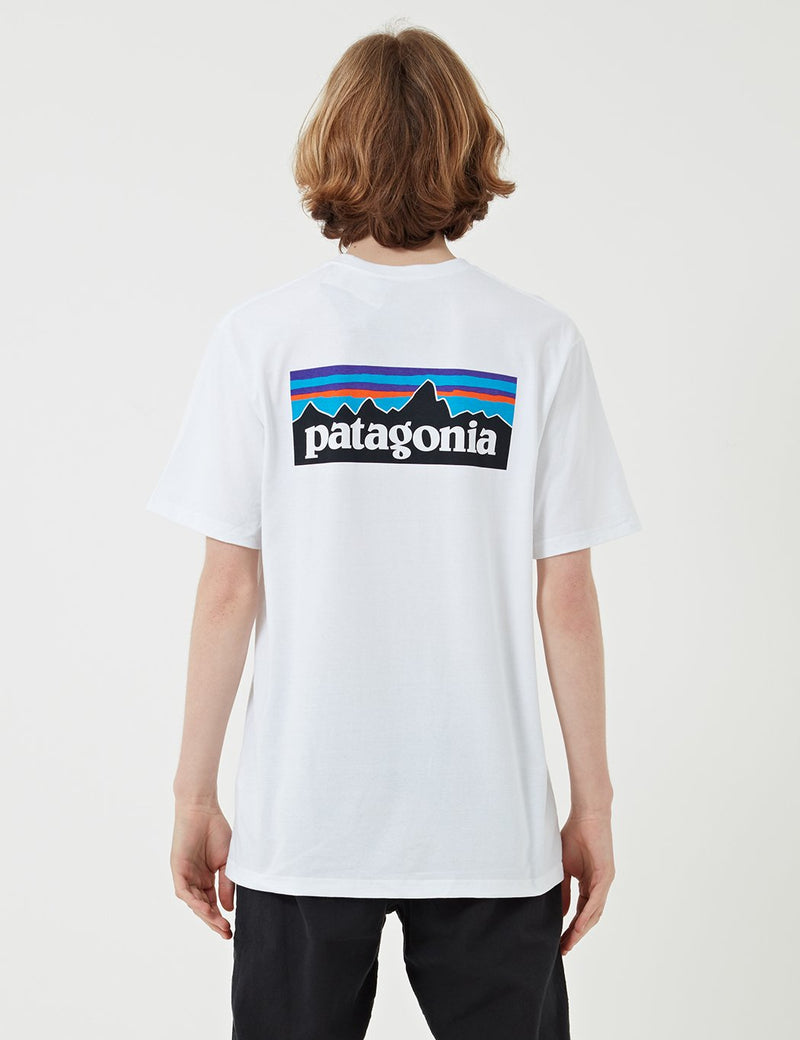T-Shirt à Poche Responsibili-Tee Patagonia P-6 Logo Pocket - White