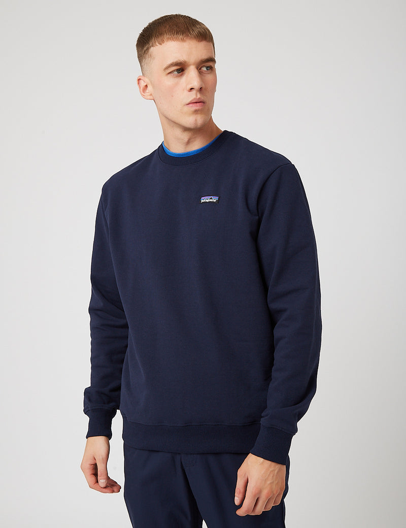 Patagonia P 6 Label Uprisal Crew Sweatshirt Classic Navy UE. URBAN EXCESS