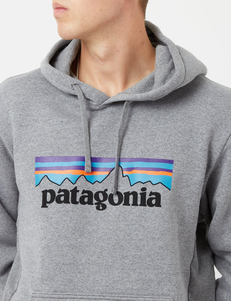 Sweat à Capuche Patagonia P-6 Logo Uprisal - Gravel Heather Grey