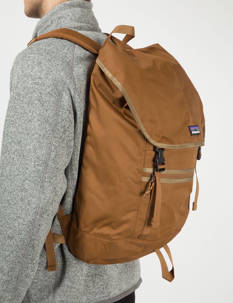 Patagonia Arbor Classic Backpack (25L) - Bence Brown