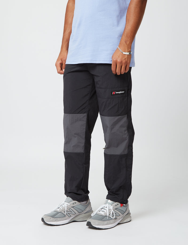 Berghaus Dean Street Co-ord Windhose - Jet Black/Grey Nadelstreifen