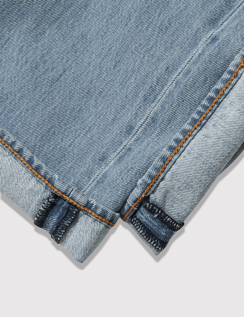 Jean Levis 501 coupe originale (coupe droite décontractée) - Light Broken-In