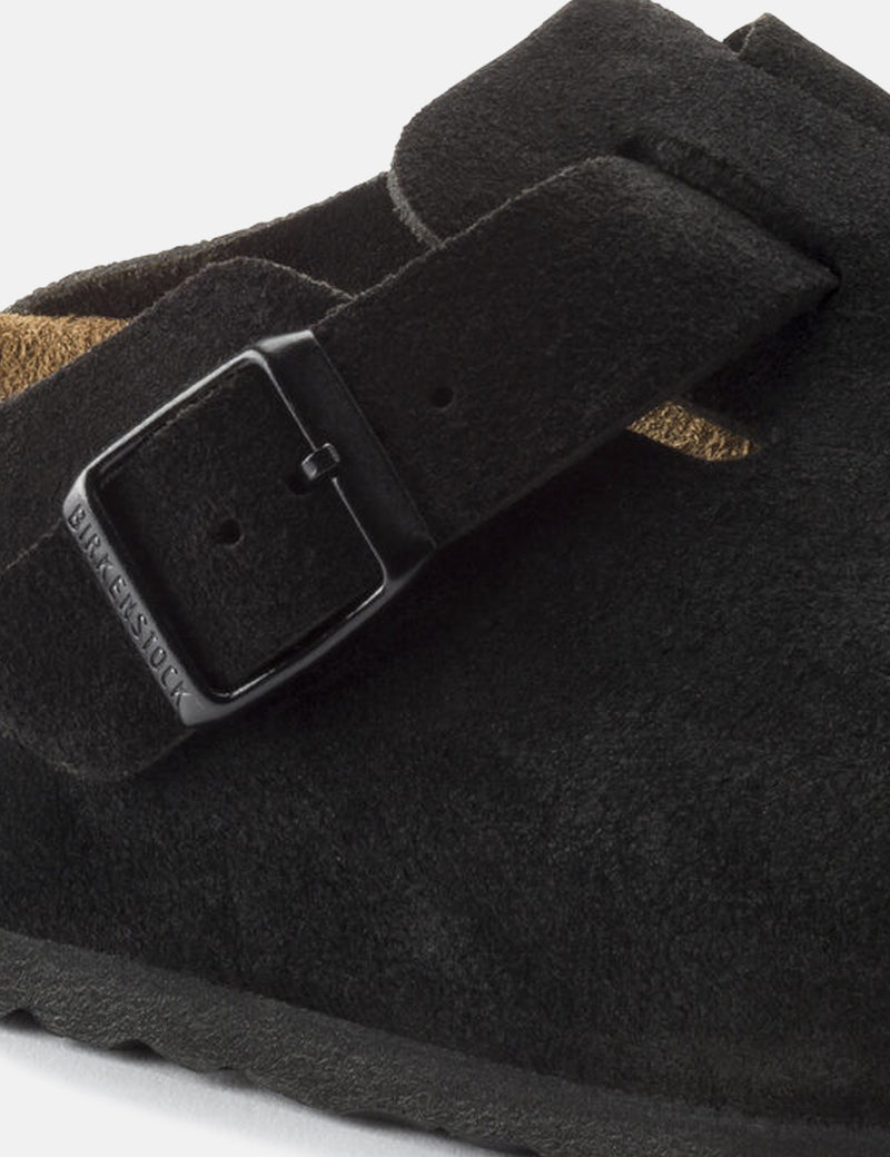 Birkenstock Boston Soft Foot Bed（スエード）-ブラック