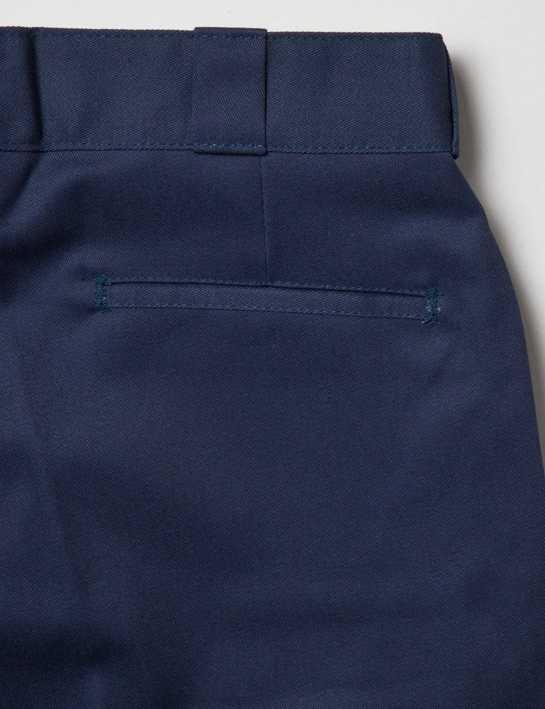 Dickies 13"Arbeitsshorts mit mehreren Taschen – Marineblau