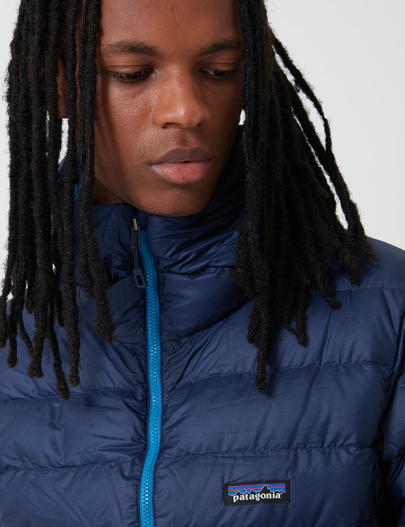 Patagonia Down Sweater Hoody Pullover Classic Navy I URBAN EXCESS