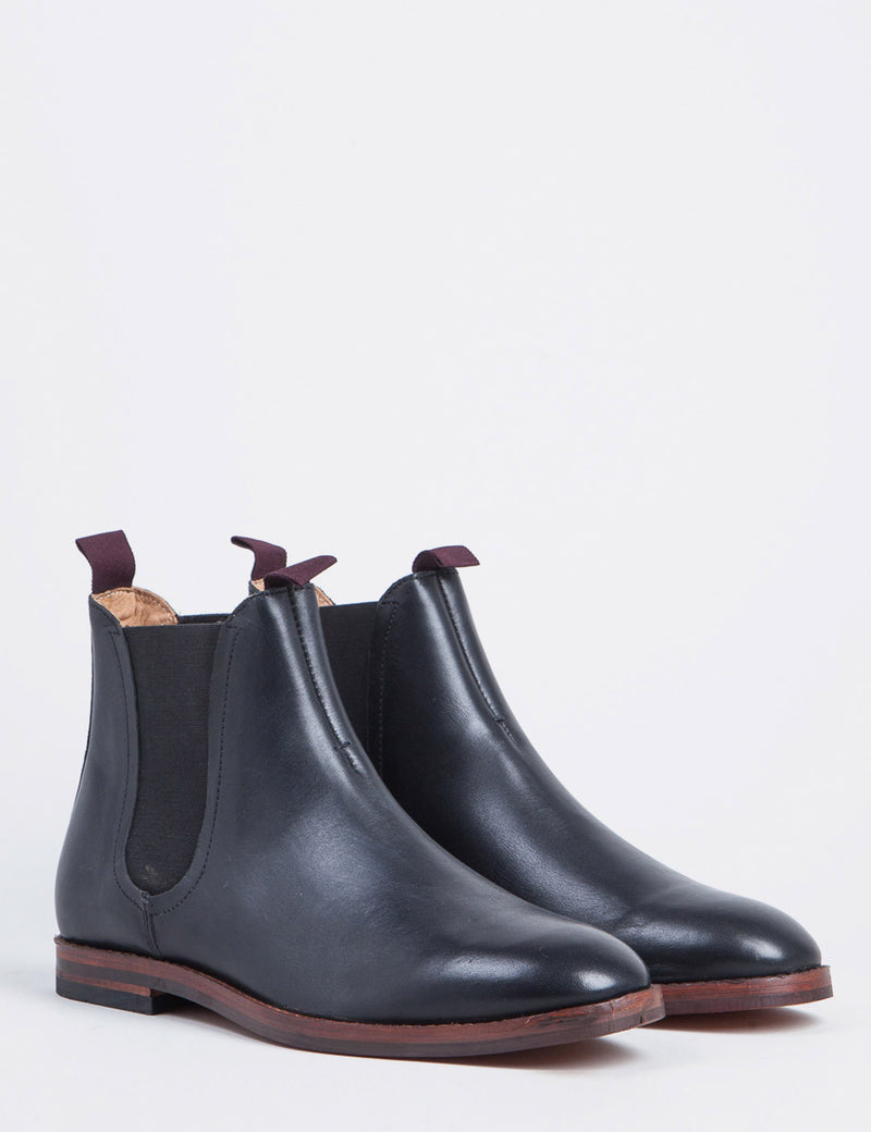 Hudson Tamper Chelsea Boot - Black