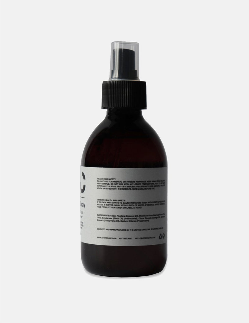 Attirecare Denim Spray (250 ml) - Ylang, bouleau, fleur d'oranger ^