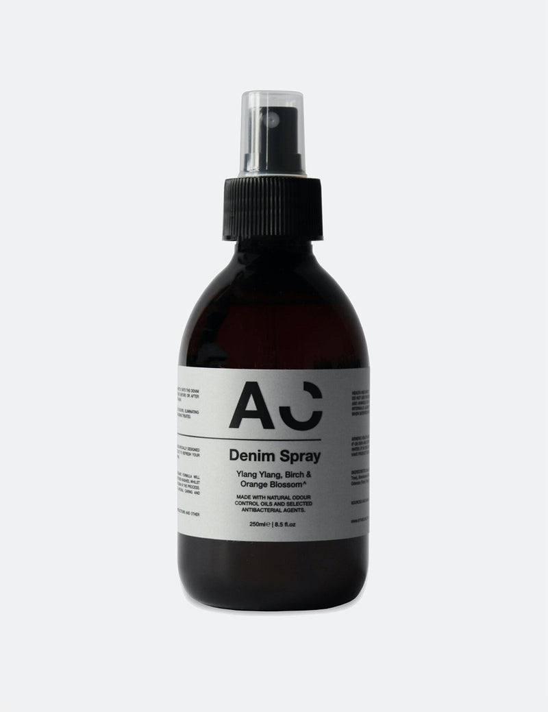 Attirecare Denim Spray (250 ml) - Ylang, bouleau, fleur d'oranger ^