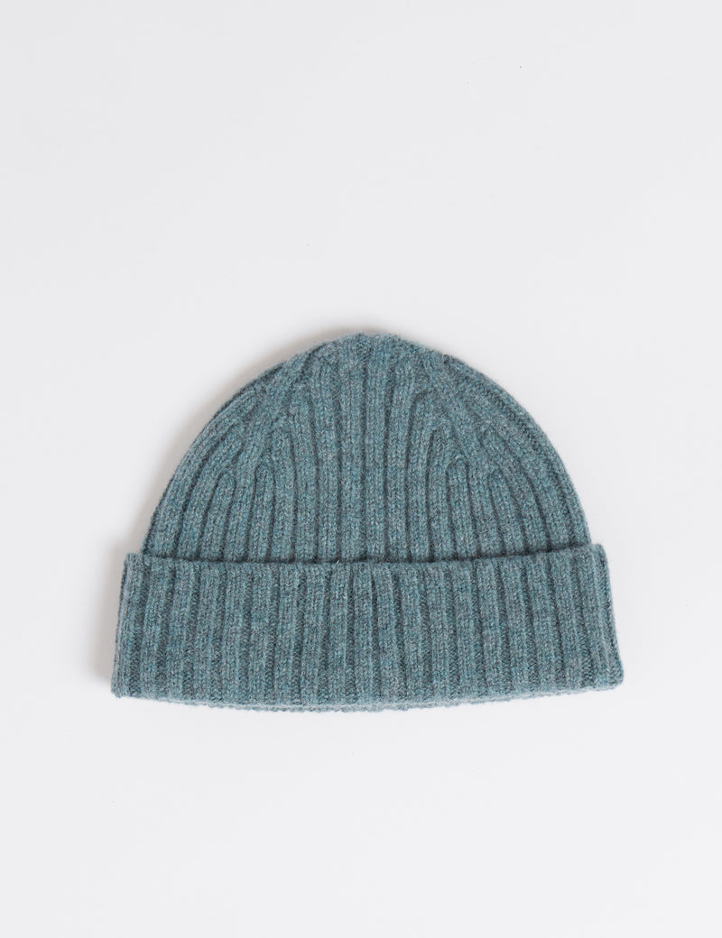 Bonnet côtelé 2x2 Bhode (laine d'agneau) - Caspian Green