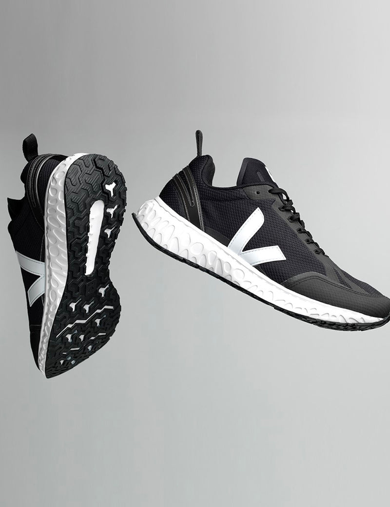 Veja Condor Mesh Running Shoes - Black/White