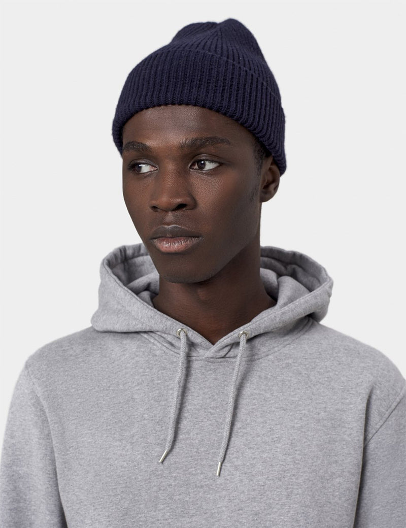 Bunte Standard Beanie Mütze aus Merinowolle - Marineblau