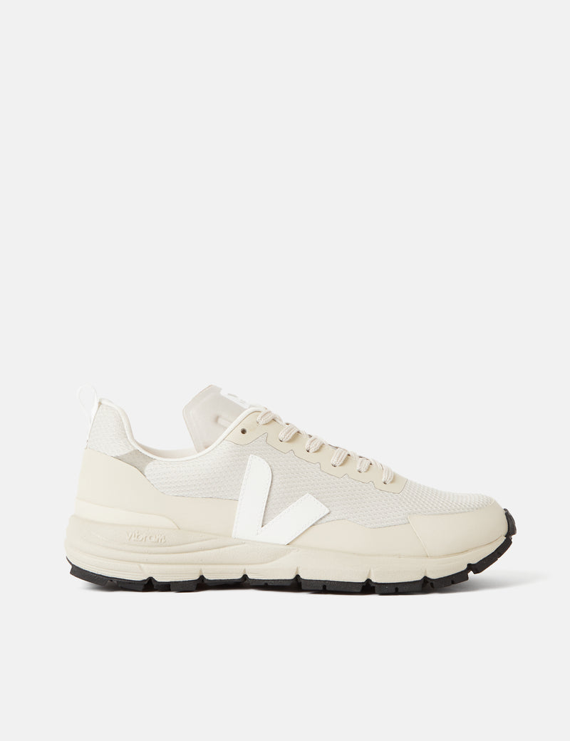 Women's Veja Dekkan Alveomesh Trainers - Natural White