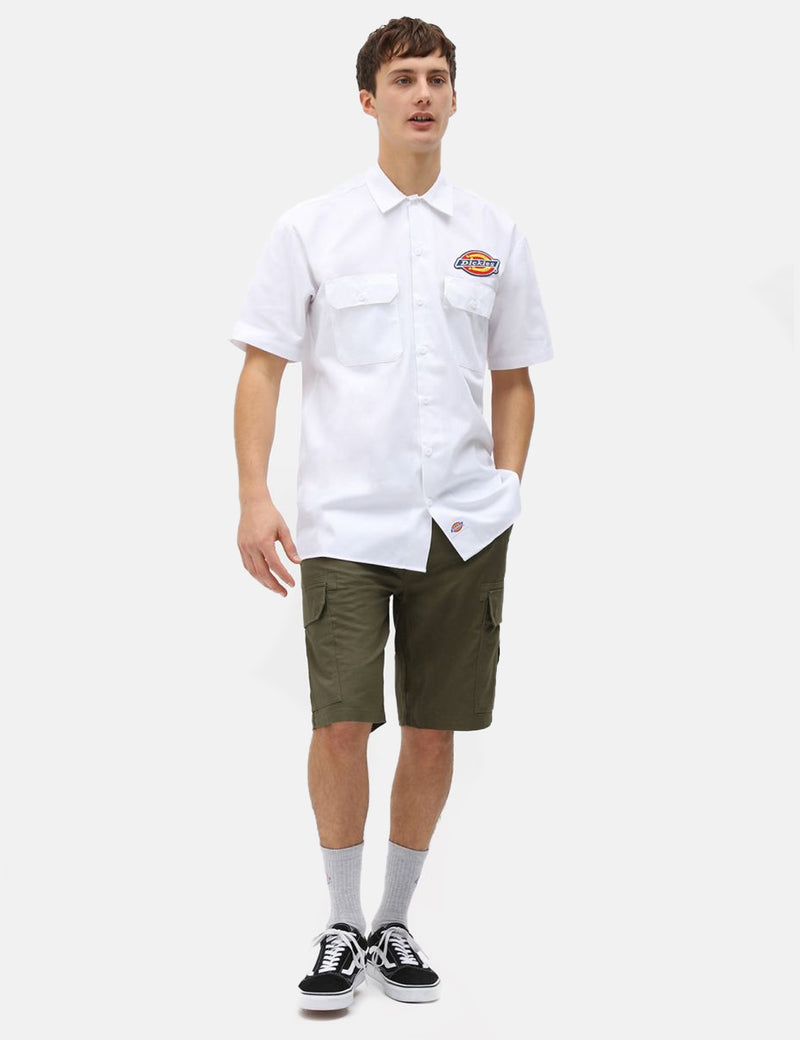 Dickiesミラービルカーゴショーツ-ミリタリーグリーン